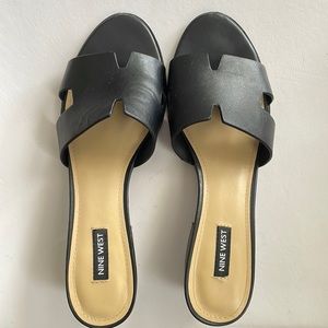 Black sandals, Nine West, size US9. Pre-owned.